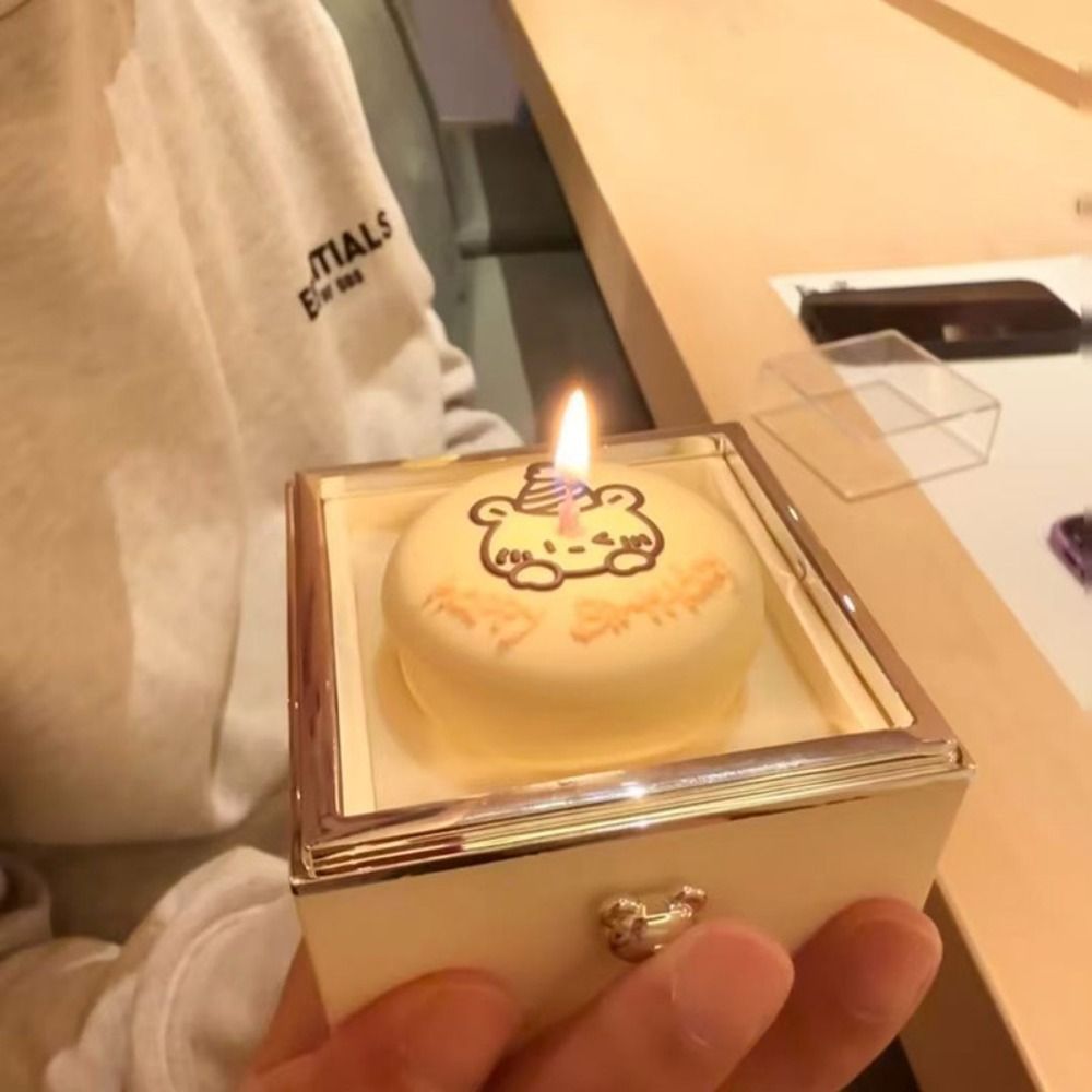 自動フリップベアフリップリングボックスライトキャンドルサプラ - Candle Surprise のレビューと価格